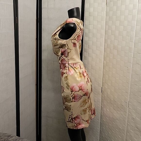 BRAND NEW ALEXA B NITES SLEEVELESS CRISSCROSS V-NECK DESIGN FLORAL SHEATH DRESS - Picture 6 of 12